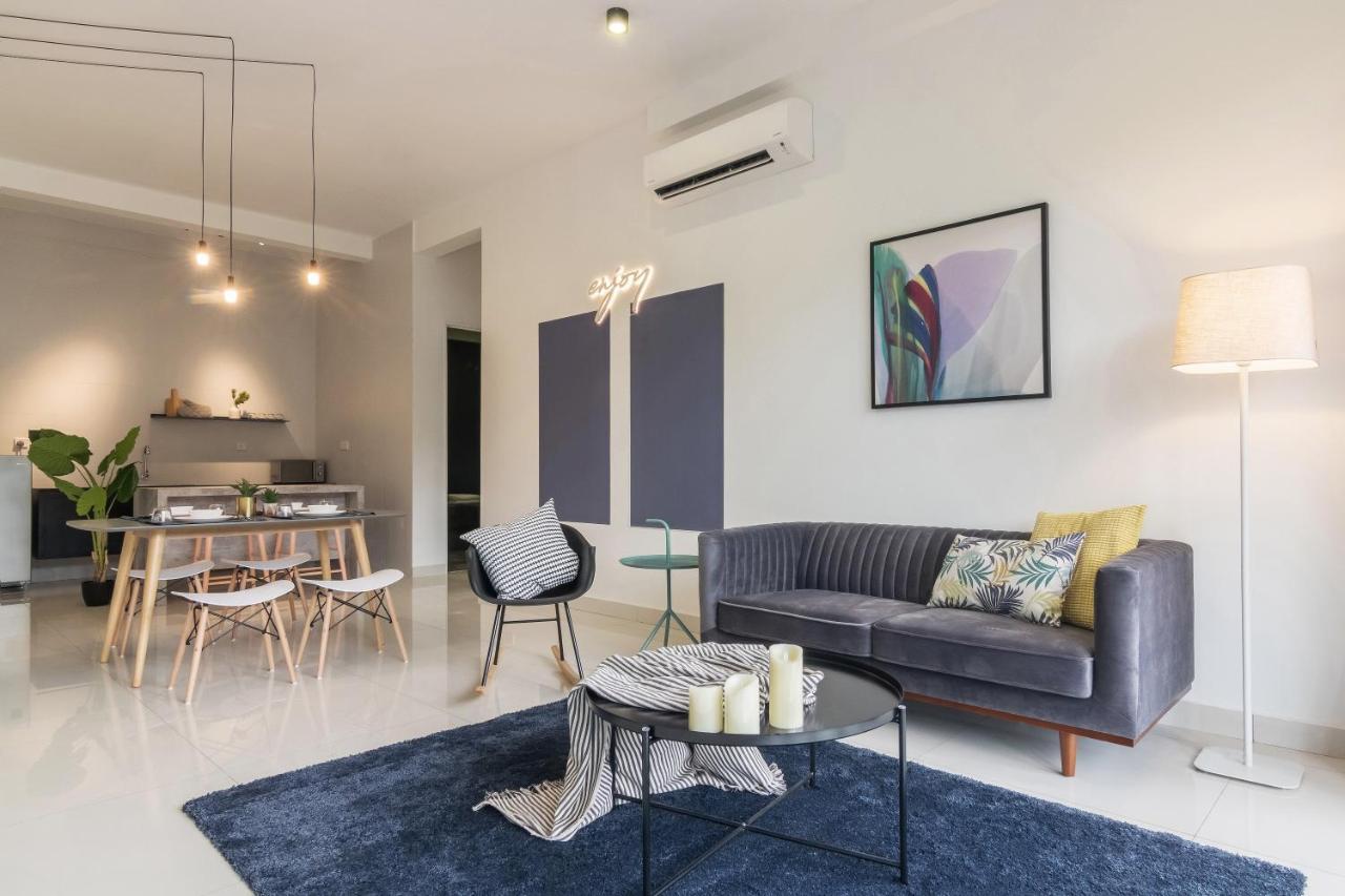 גלוגור Arte Serviced Apartment @ Penang מראה חיצוני תמונה