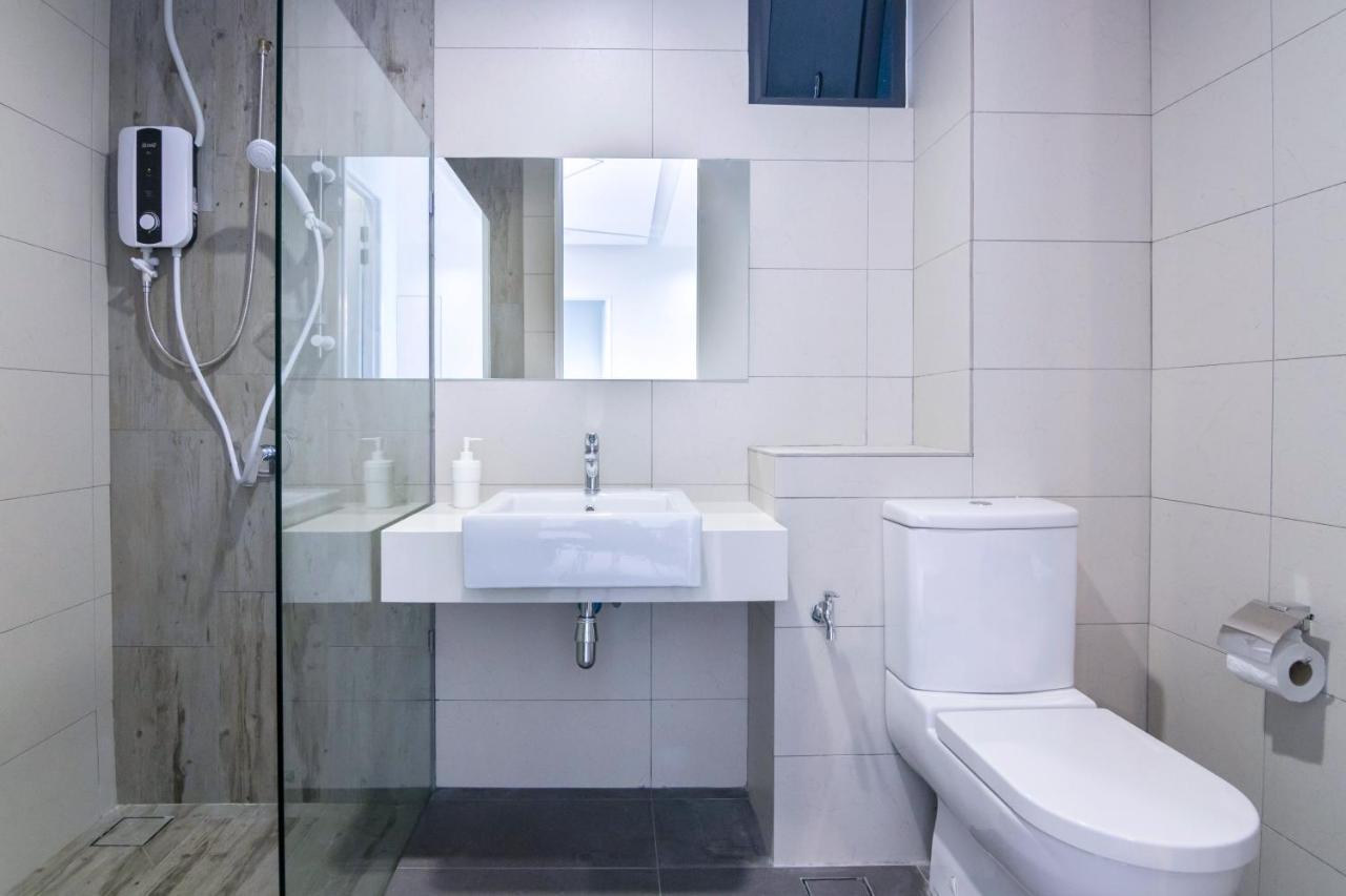 גלוגור Arte Serviced Apartment @ Penang מראה חיצוני תמונה